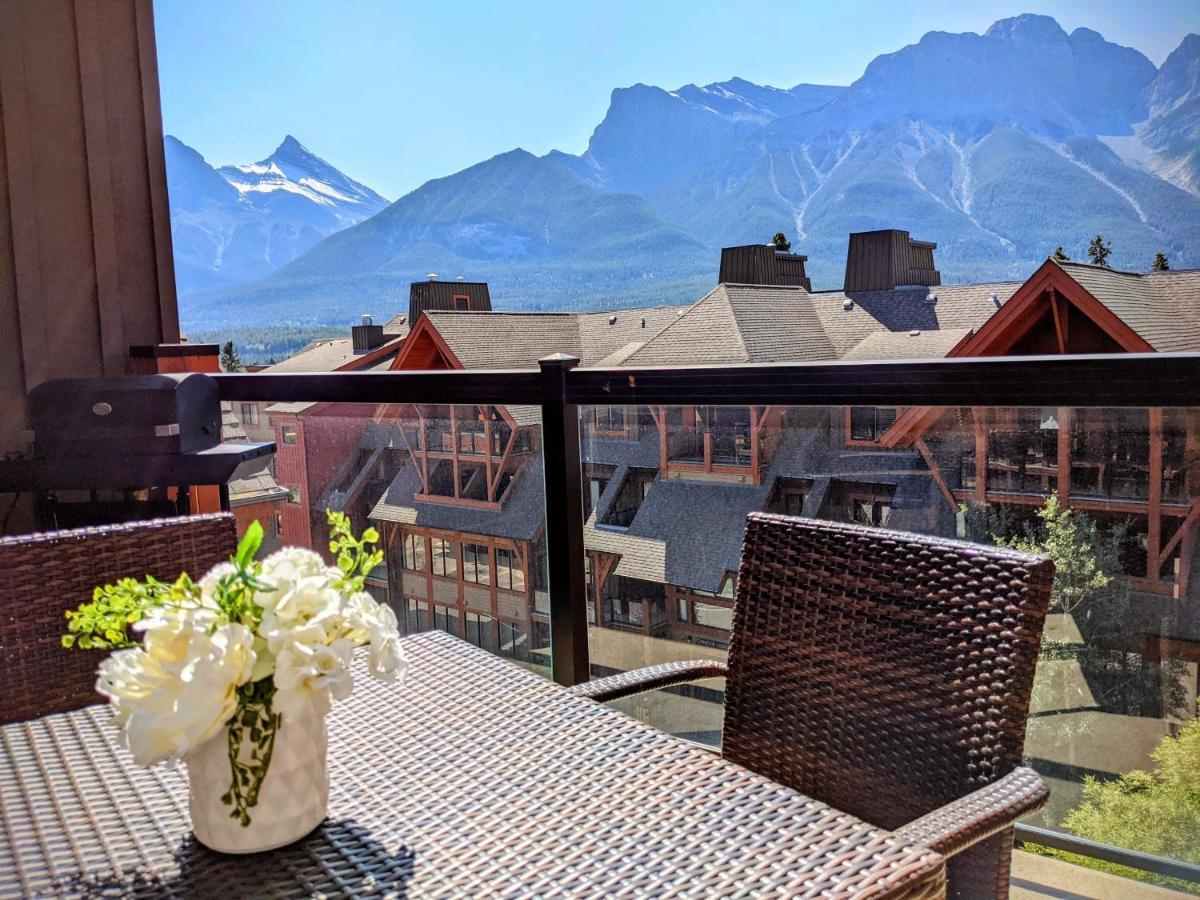 Hotel Spectacular Penthouse With Amazing Views, Indoor Pool And Hot Tub Canmore Exteriér fotografie